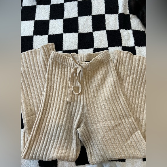 H&M Knit Set - Picture 5 of 5